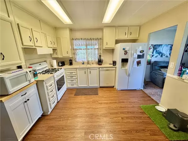 Highland, CA 92346,4040 Piedmont #289