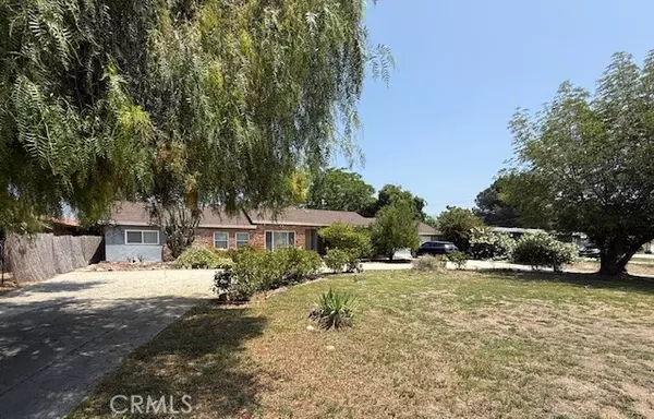 984 E Lynwood Drive, San Bernardino, CA 92404
