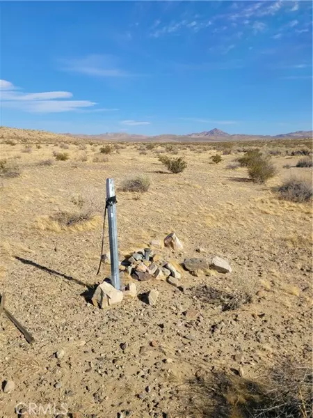 8 Buckboard Road, Hinkley, CA 92347