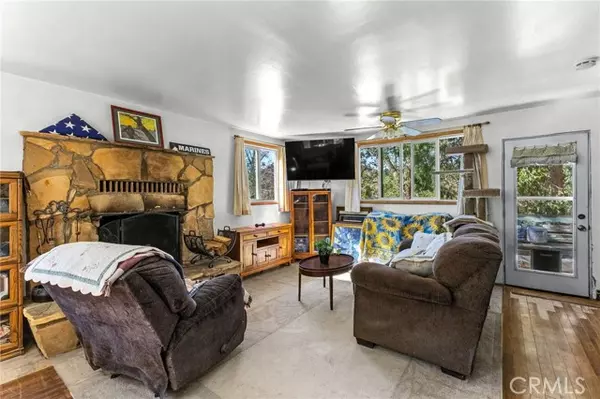 Cedar Glen, CA 92321,29239 Lake Brook Avenue