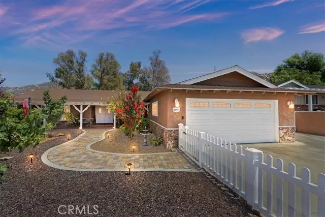 3547 Southfork Drive, Norco, CA 92860