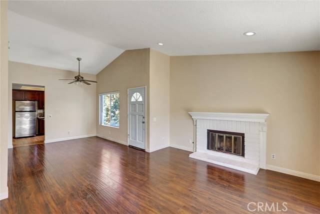 Irvine, CA 92620,54 Monroe #73