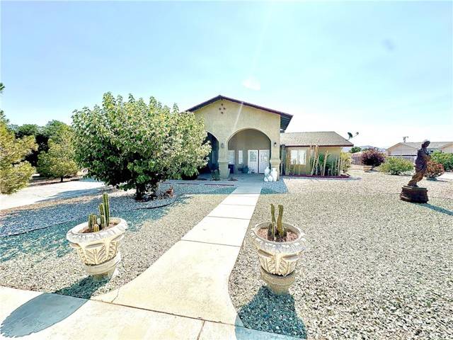 15545 Dale Evans, Apple Valley, CA 92307