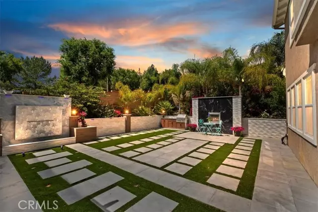 8851 Soothing Court, Corona, CA 92883