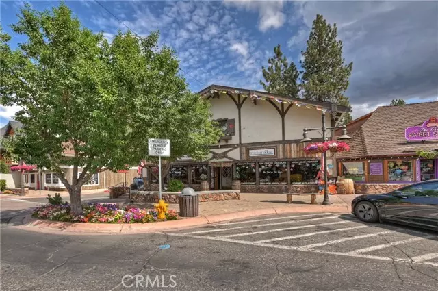 40728 Village Drive, Big Bear Lake, CA 92315