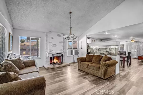 Lancaster, CA 93535,44527 E 12th Street