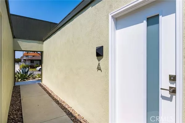Costa Mesa, CA 92626,1577 Wintergreen Place #A