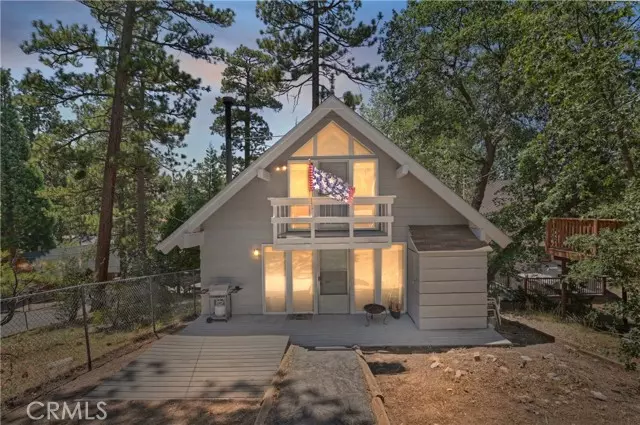 Big Bear Lake, CA 92315,572 Waynoka Lane