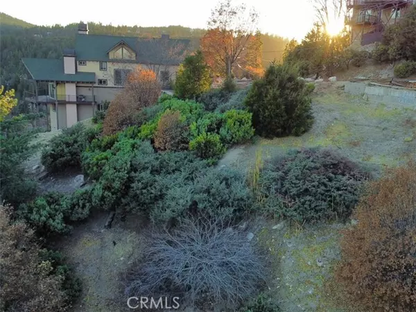 Lake Arrowhead, CA 92352,935 Sonoma Drive