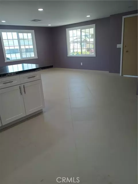 Rialto, CA 92376,350 S Willow #134