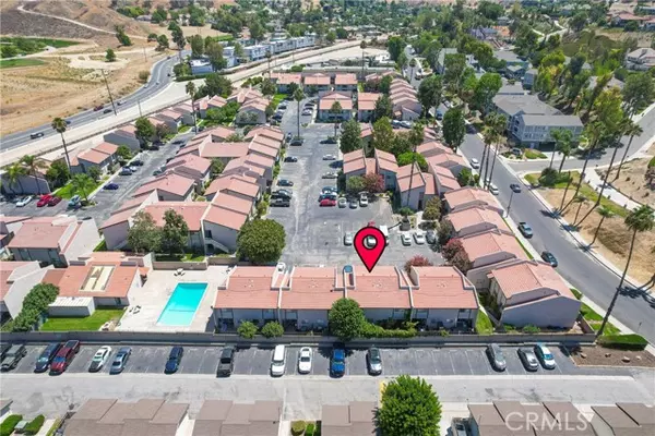 2255 Cahuilla Street #32, Colton, CA 92324