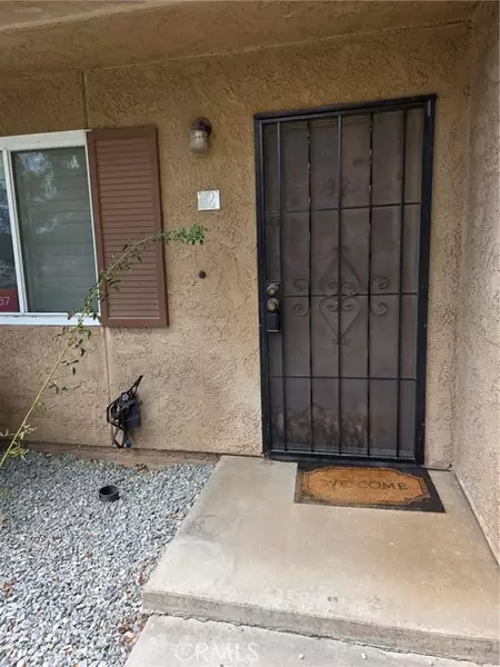 14299 La Paz Drive #32, Victorville, CA 92395