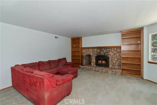 Cedarpines Park, CA 92322,386 Garden Drive