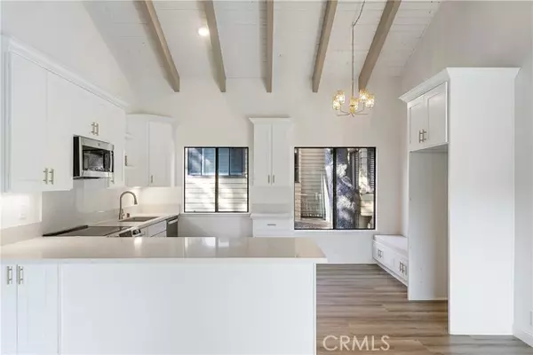 Lake Arrowhead, CA 92352,27657 Peninsula Drive #131