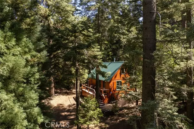 629 Lodge Lane, Twin Peaks, CA 92391