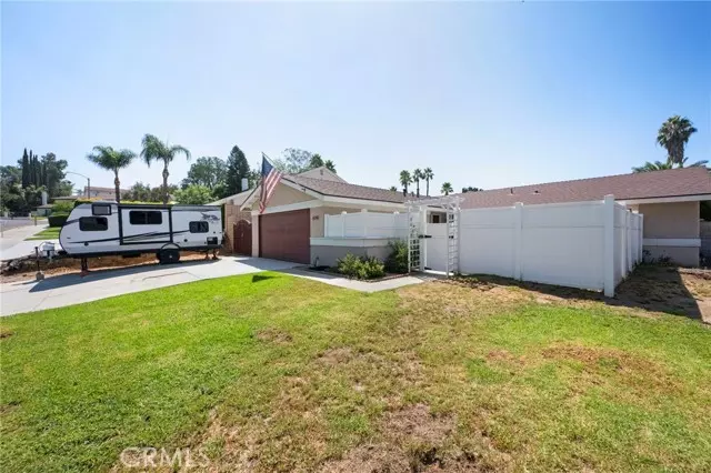 6141 Bluffwood Drive, Riverside, CA 92506