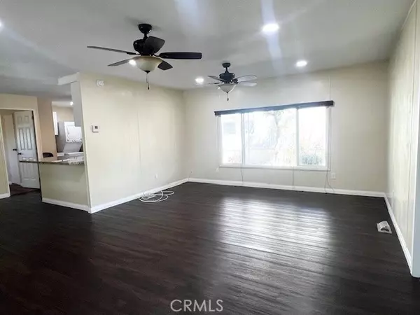 Highland, CA 92346,2692 Highland Avenue #90