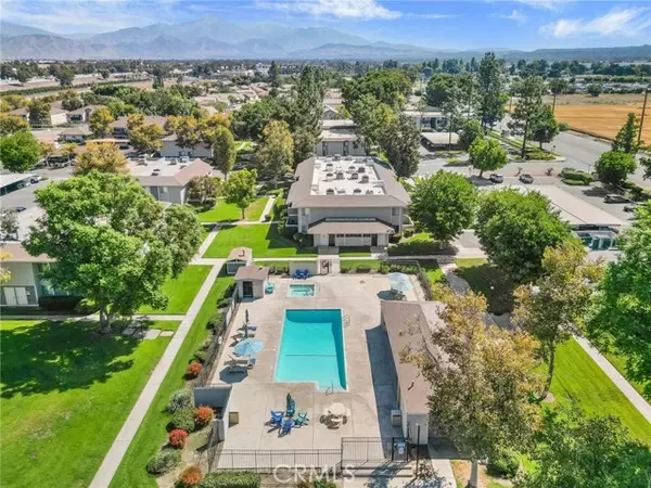 Redlands, CA 92373,26200 Redlands Boulevard #4