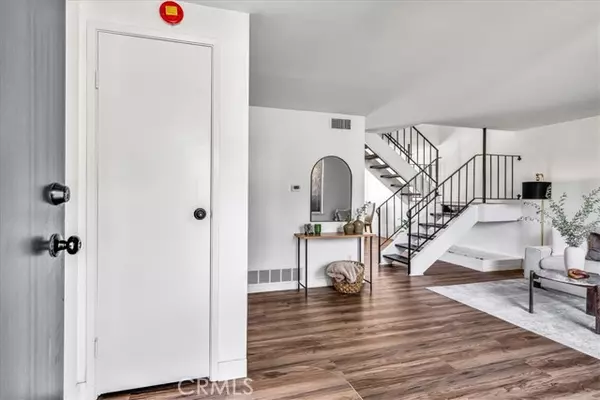 Palm Springs, CA 92262,2120 N Indian Canyon