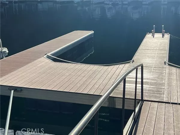 Lake Arrowhead, CA 92352,173 N-75A Winter Harbor