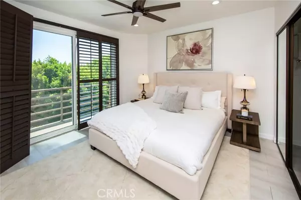 Los Angeles, CA 90049,11949 Goshen Avenue #308