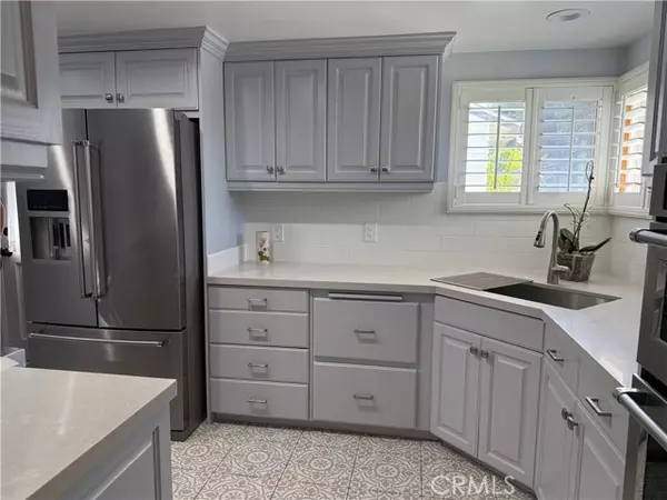 Bellflower, CA 90706,9127 Hargill