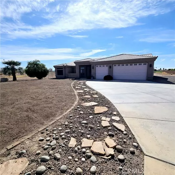 Blythe, CA 92225,11333 Desert Trailways