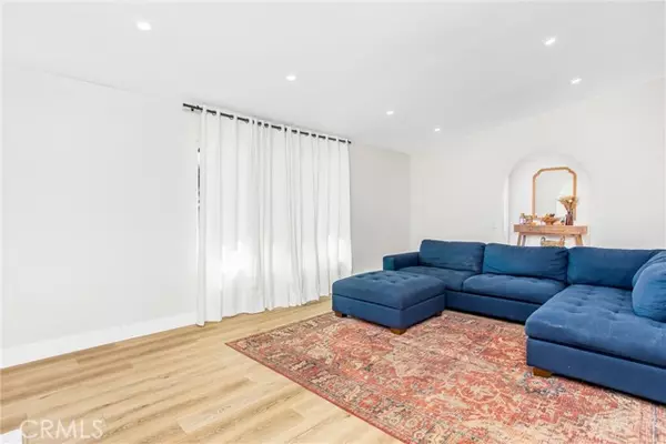 Yucaipa, CA 92399,35688 Date