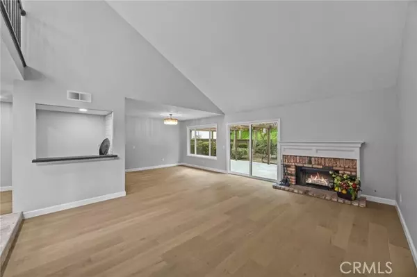 Anaheim, CA 92807,5984 E Avenida La Vida