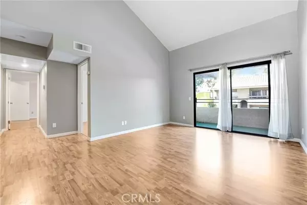 Canyon Country (santa Clarita), CA 91351,18802 Mandan #912