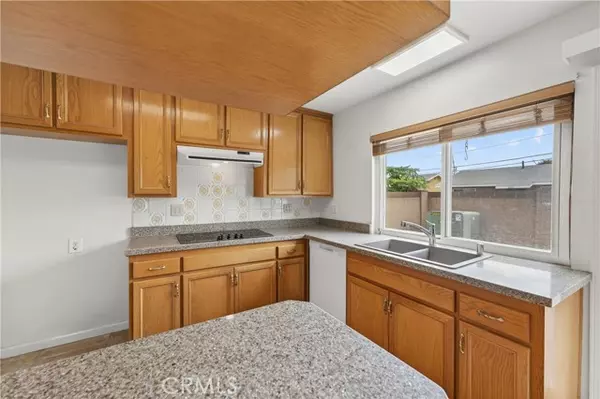 Buena Park, CA 90620,7430 El Rosal Circle