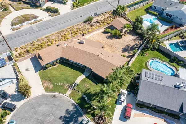 San Bernardino, CA 92404,3983 Oxford Ln