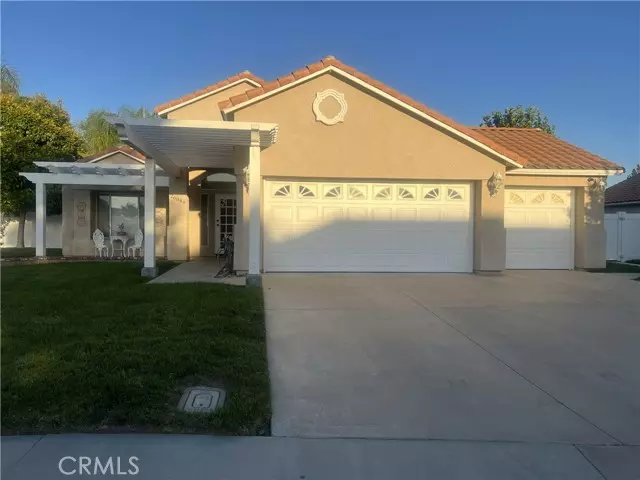26048 Avenida Hortensia, Hemet, CA 92544