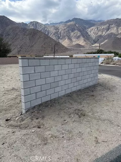 60071 Palm Oasis Avenue, Palm Springs, CA 92262