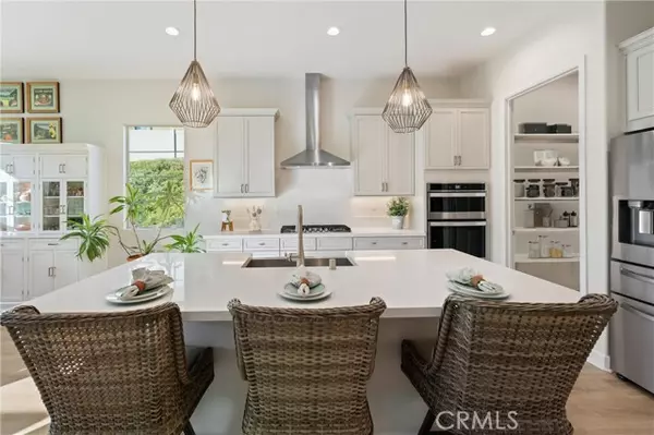 Corona, CA 92883,24674 Crestley Drive