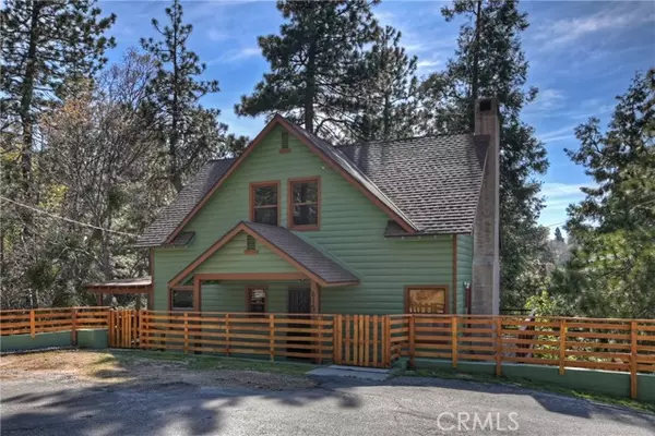 Crestline, CA 92325,617 Acacia