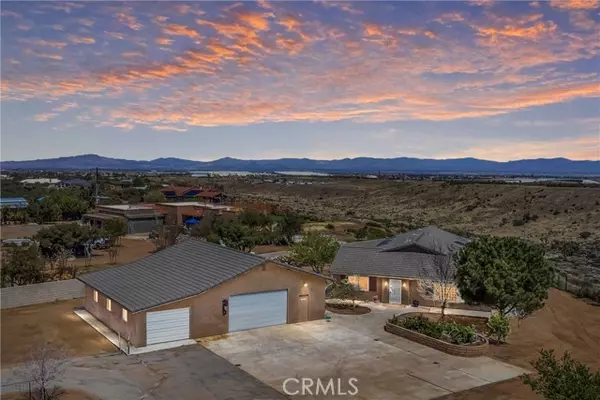 7045 Oak Hill Road, Oak Hills, CA 92344