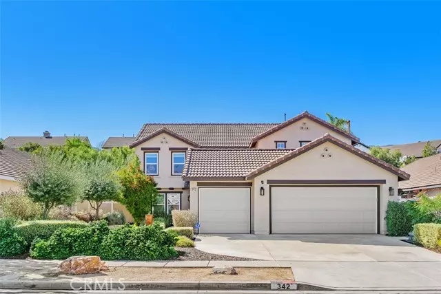 342 Selkirk Drive, Corona, CA 92881