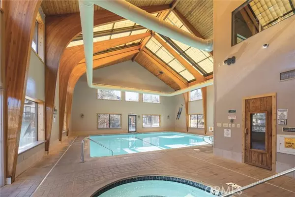 Big Bear Lake, CA 92315,39802 Lakeview Drive #32