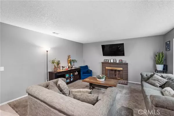 Rialto, CA 92376,554 W Mariposa