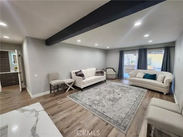 Encino (los Angeles), CA 91316,5460 White Oak #H106