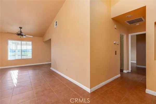 Banning, CA 92220,5664 Trevino