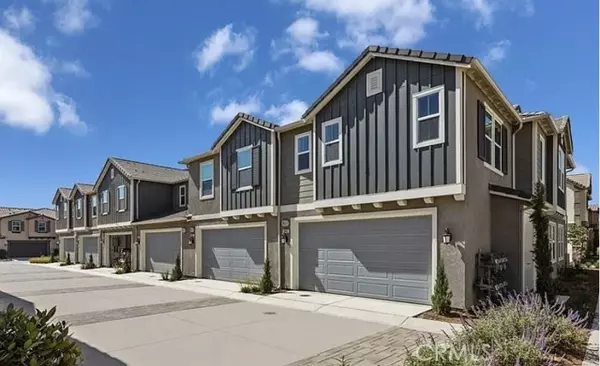 Ontario, CA 91761,3937 E Carmel Privado