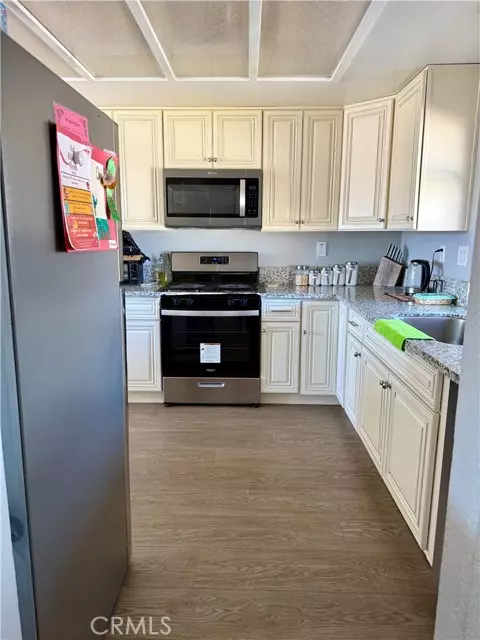 Lancaster, CA 93535,16622 Mossdale