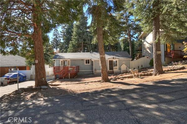 31435 Oakleaf, Running Springs, CA 92382