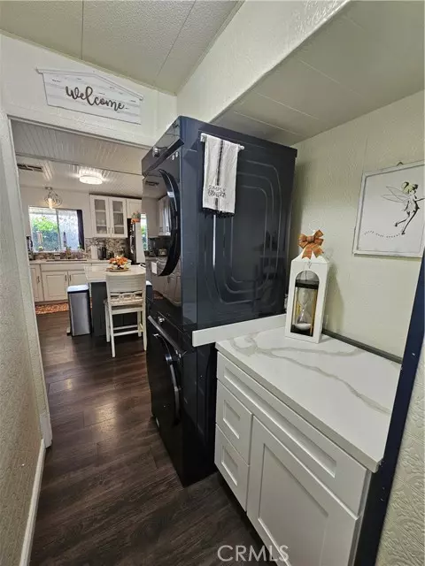 Redlands, CA 92374,626 N Dearborn Street #186