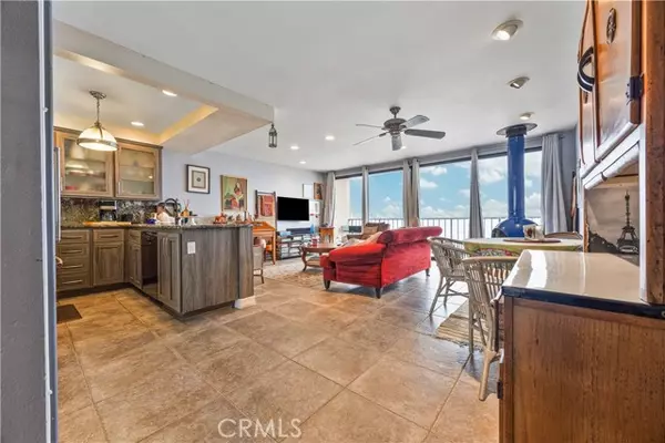 721 Esplanade #602, Redondo Beach, CA 90277