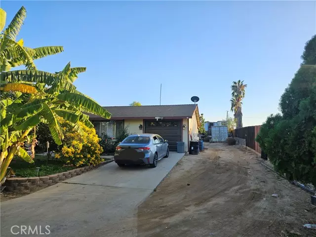 Perris, CA 92570,19111 Seaton