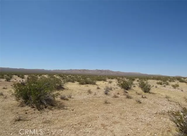 Lucerne Valley, CA 92356,0 0446-032-28-0000