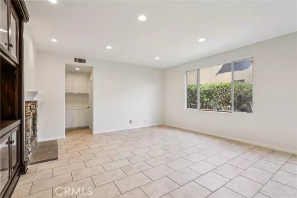 Anaheim, CA 92804,612 S Halliday